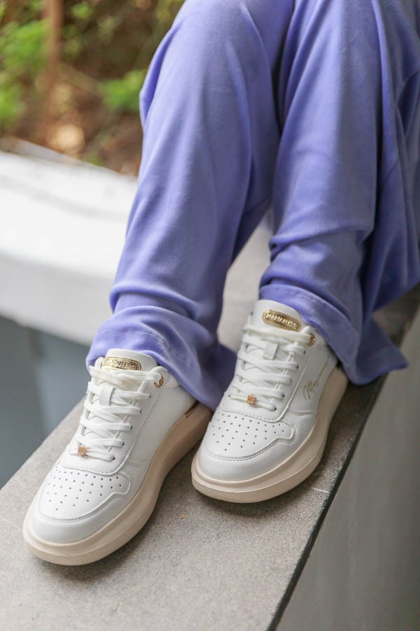 Λευκά Sneakers με Χρυσές Λεπτομέρειες Maria Mare 63140-C15959